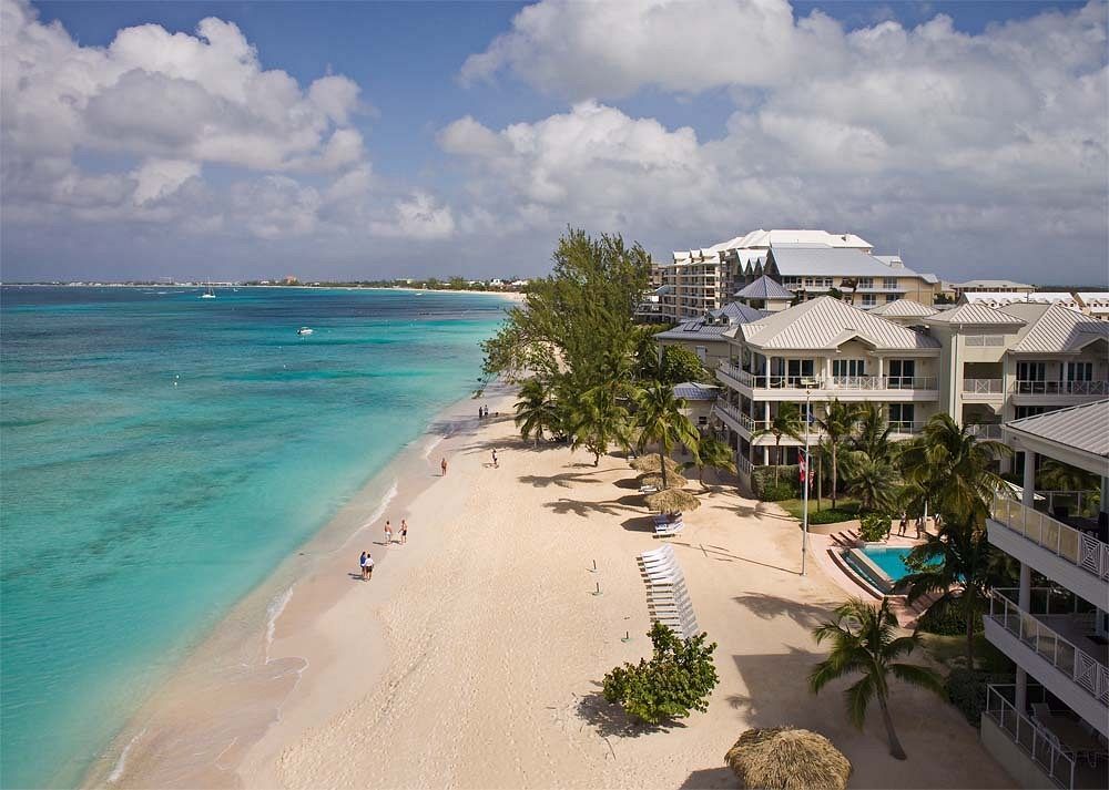 Caribbean Club Boutique Hotel, Grand Cayman Dog City Екстериор снимка