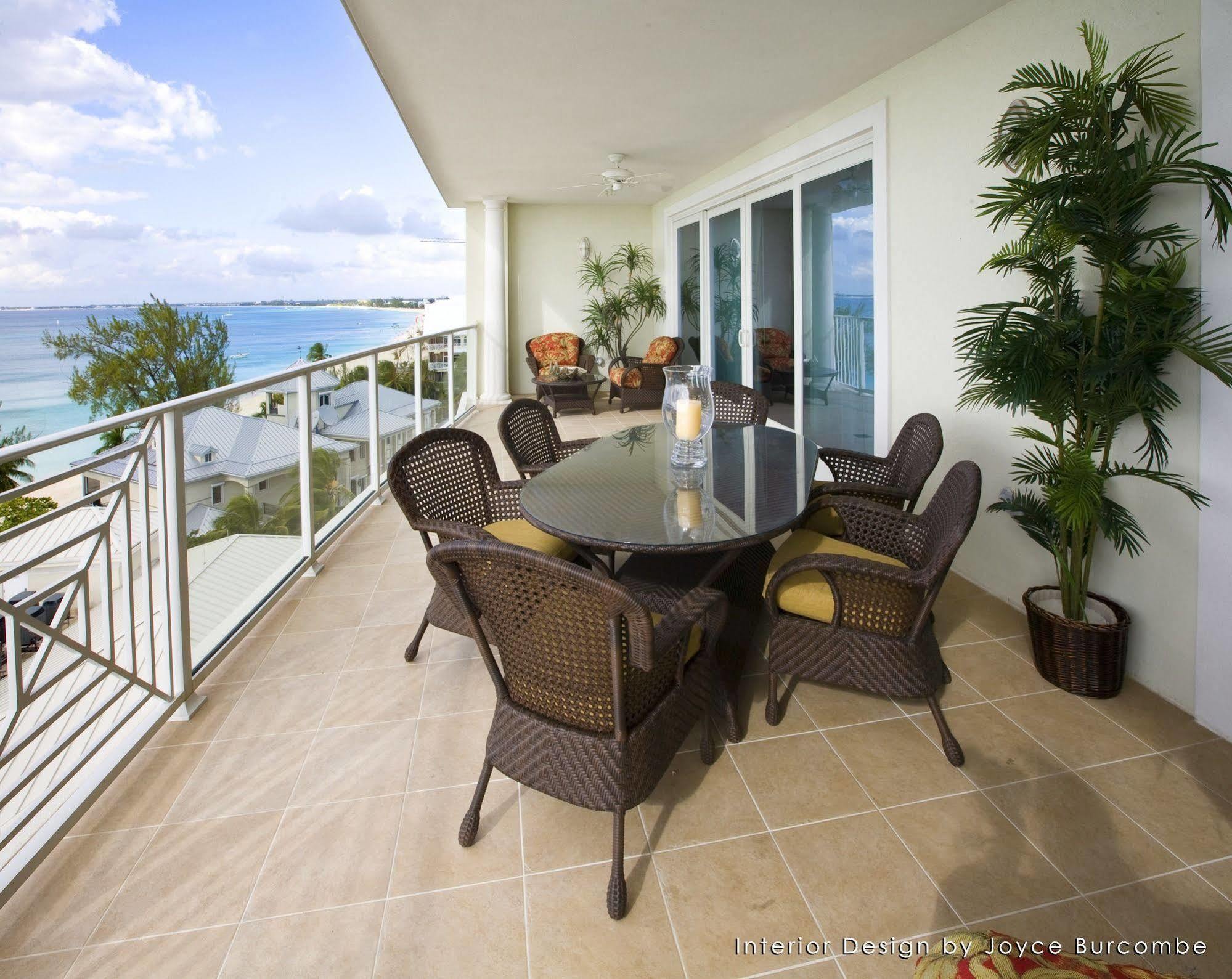 Caribbean Club Boutique Hotel, Grand Cayman Dog City Екстериор снимка