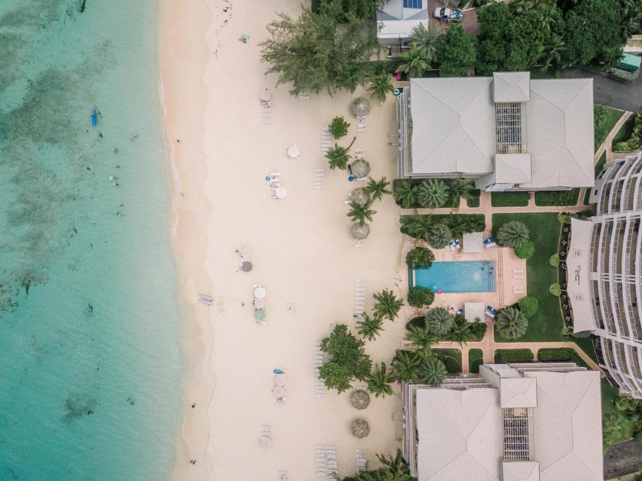 Caribbean Club Boutique Hotel, Grand Cayman Dog City Екстериор снимка